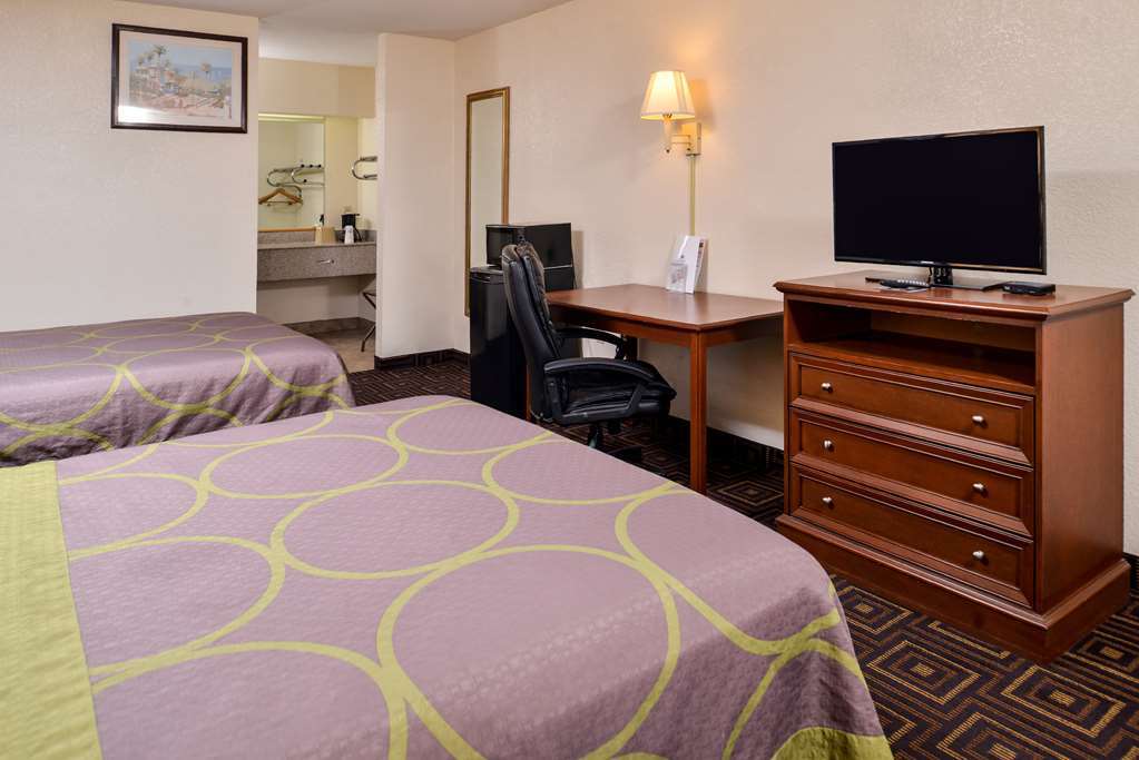 Super 8 By Wyndham Seguin Hotel Quarto foto